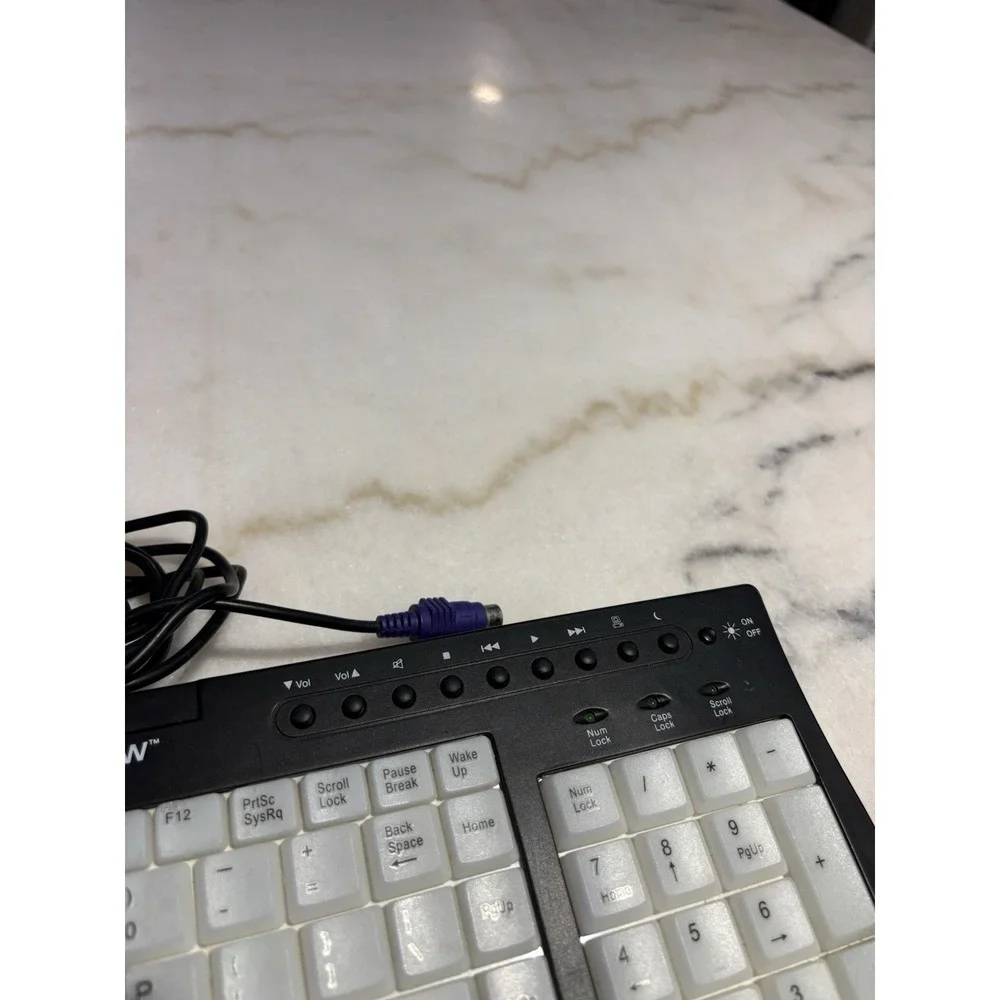 Flexiglow Light Speed Illuminated Multimedia Keyboard Wired Black and White Used